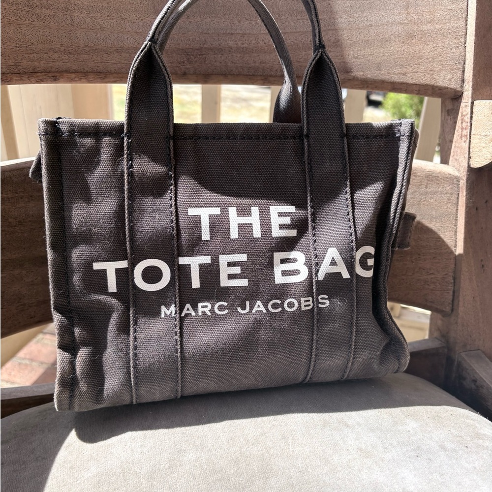 Marc Jacobs Canvas 'The Tote Bag'